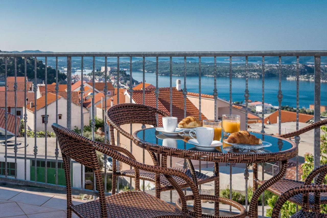 Apartment Anamarija With Sea View Šibenik Exterior foto