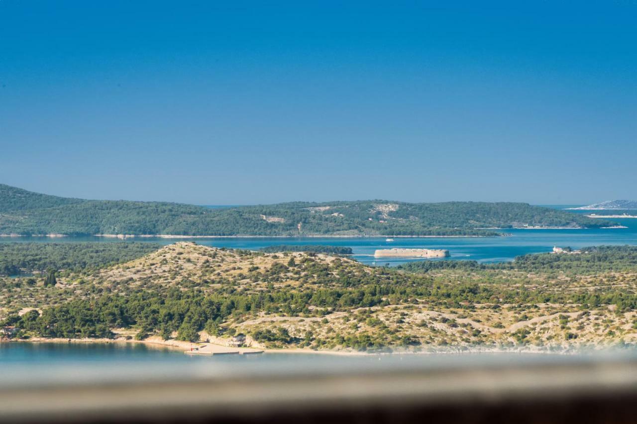 Apartment Anamarija With Sea View Šibenik Exterior foto