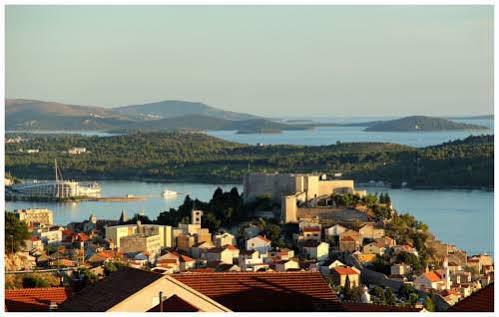 Apartment Anamarija With Sea View Šibenik Exterior foto