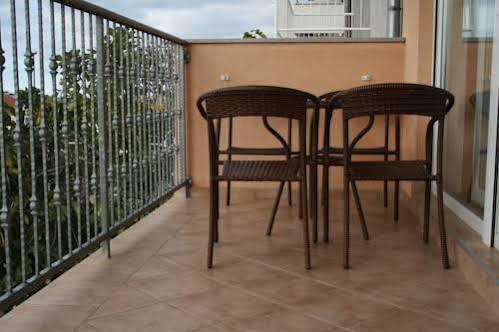 Apartment Anamarija With Sea View Šibenik Exterior foto
